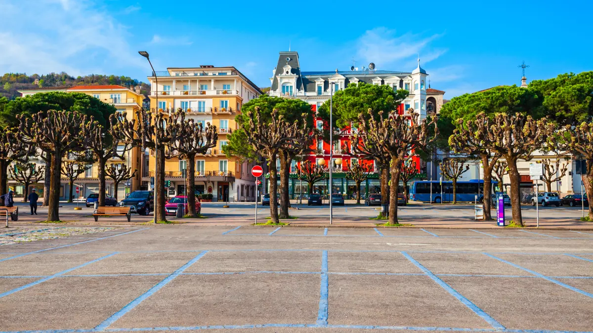 Hotel Milan Au Lac, Stresa, Lake Maggiore, Stylish Architecture