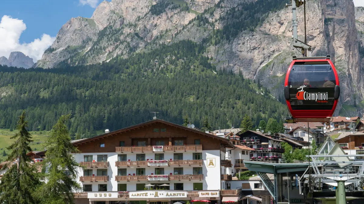 Inghams Italy Dolomites Selva Hotel Aaritz External