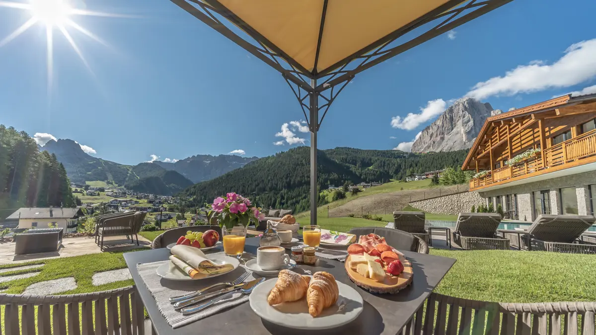 Inghams Italy Dolomites Selva Hotel Rodella Breakfast