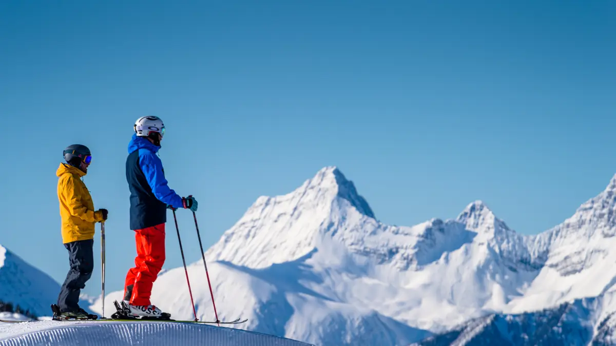 Guide Ski Skiing In Canada