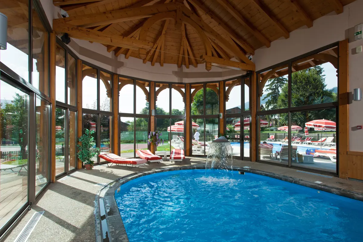Residence Neige Et Roc Samoens Indoor Swimming Pool