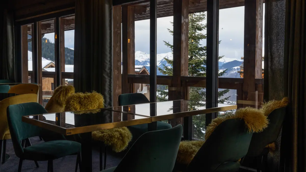 Hotel Fahrenheit Seven Courchevel La Cheminee Restaurant