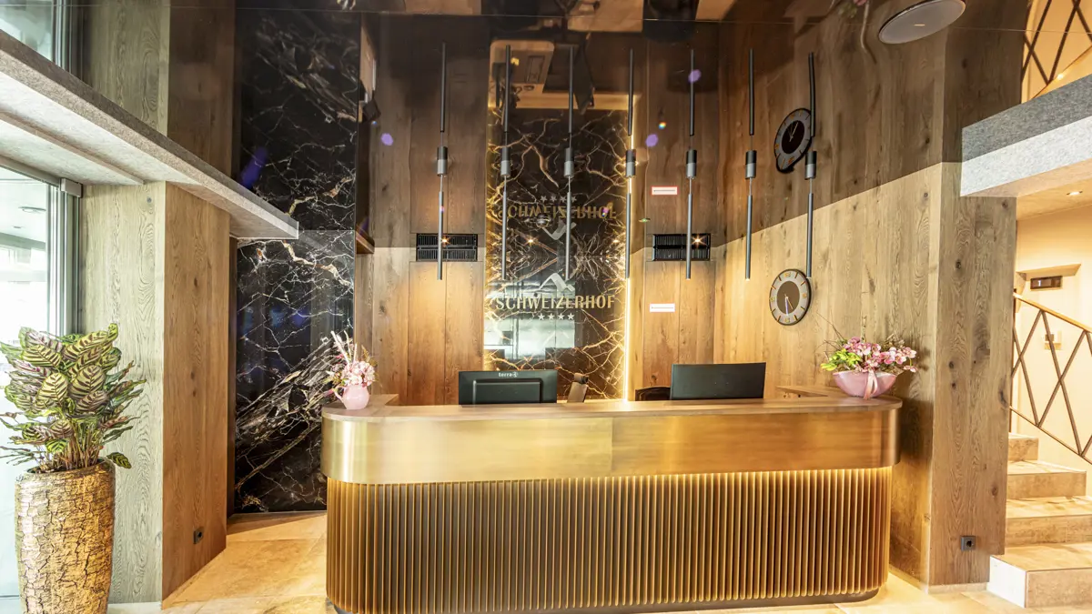 Aktivhotel Schweizerhof Kitzbuhel Lobby Copyright Martin Raffeiner 2