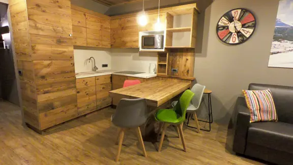 Inghams Italy Livigno Al Gal Apartments Kitchen