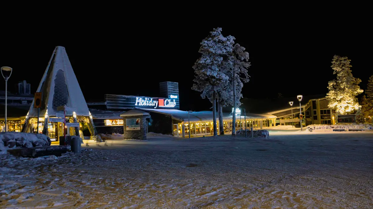 Holiday Club Hotel exterior building