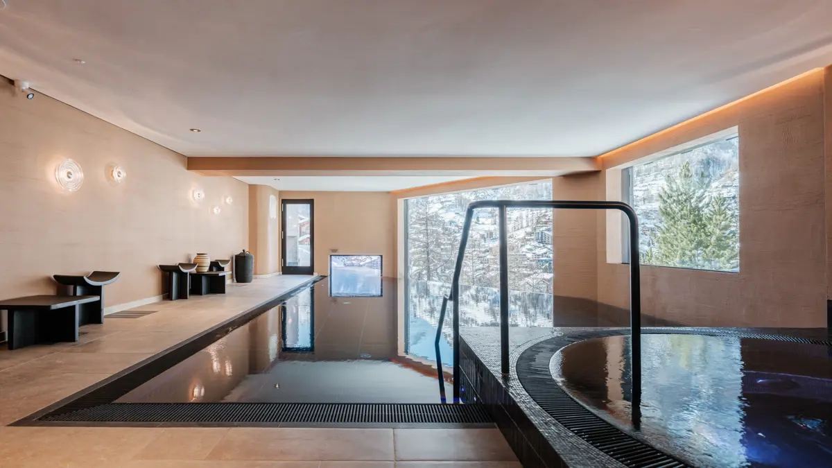 Hotel Schonegg Zermatt Infinity Spa Pool And Whirlpool