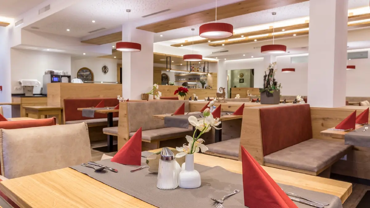 Hotel Post Westendorf Dining Room