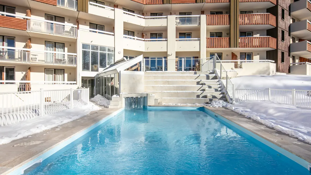 Les Bergers Apartments Alpe D'huez Outdoor Pool And Exterior