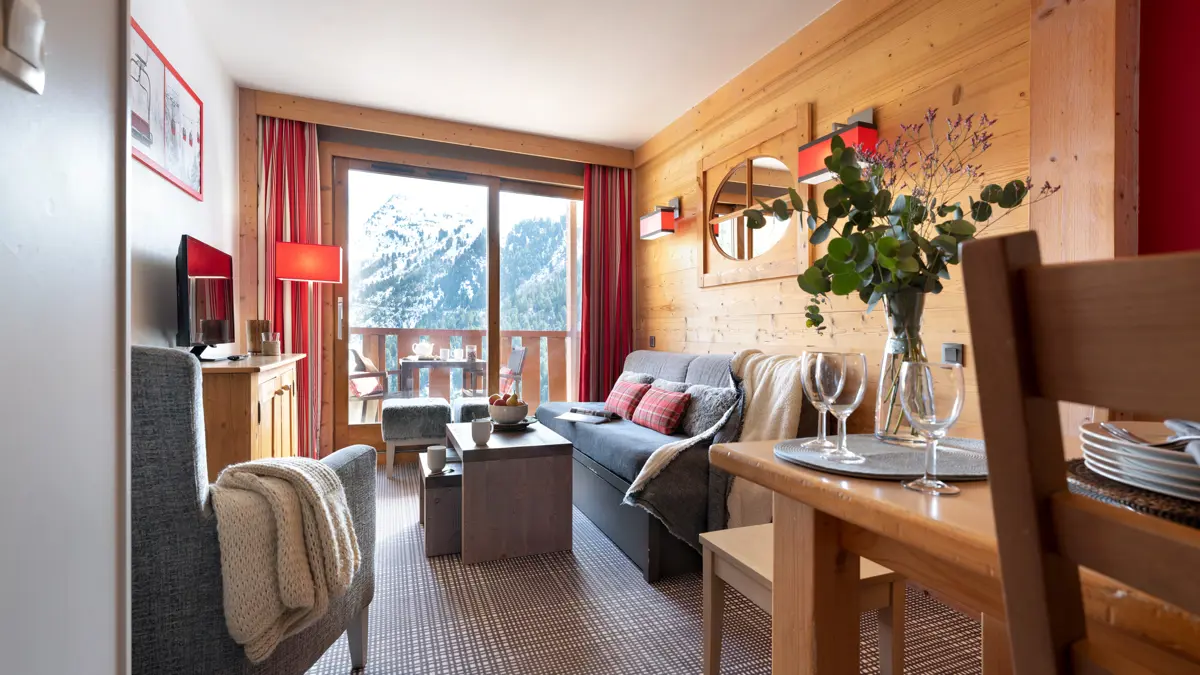 Premium Residence Les Crets Meribel Two Bedroom Apartment 9
