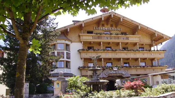 Elisabeth Hotel Mayrhofen Hotel Exterior 2