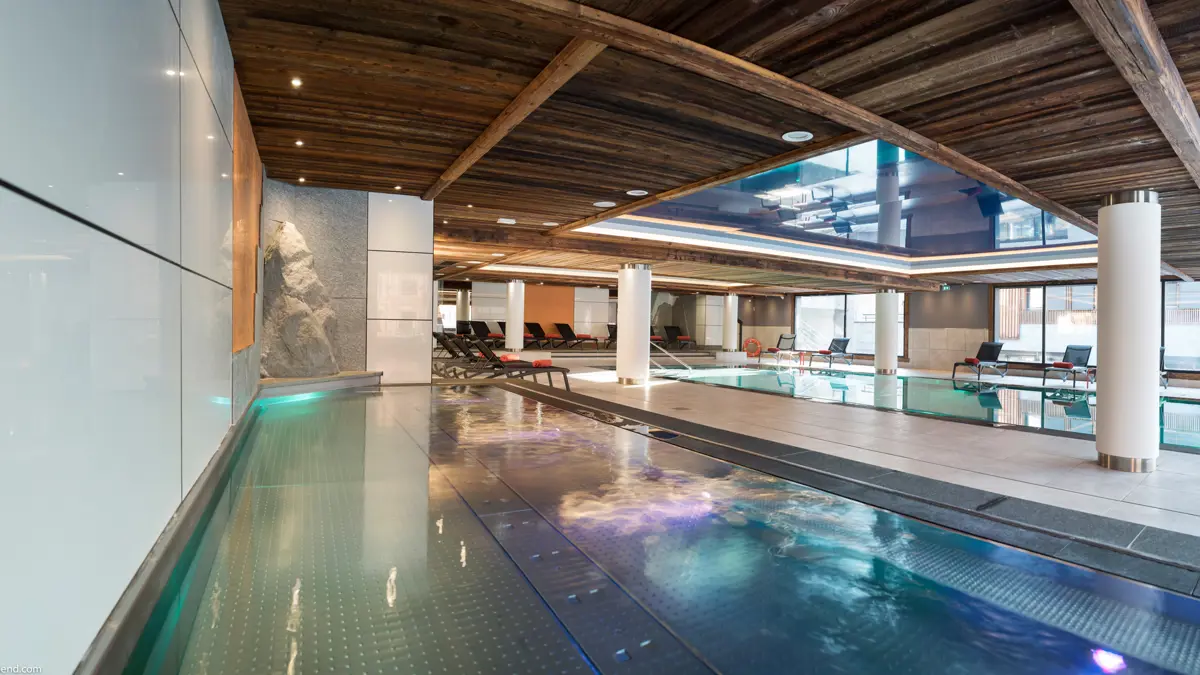 Residence Cristal De Jade Chamonix Pool
