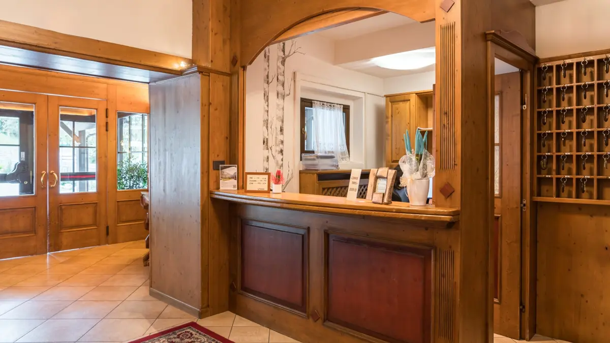 Inghams Italy Dolomites Madonna Di Campiglio Hotel La Betulla Reception
