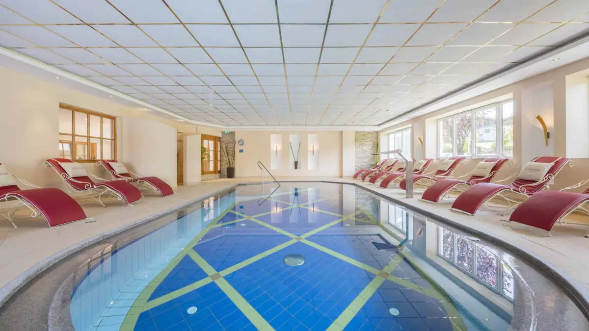 Alpenpark Resort Seefeld Copyright Davidjohansson Indoor Pool