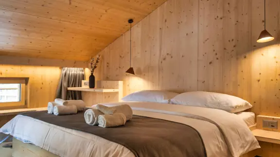 Standard cabane room