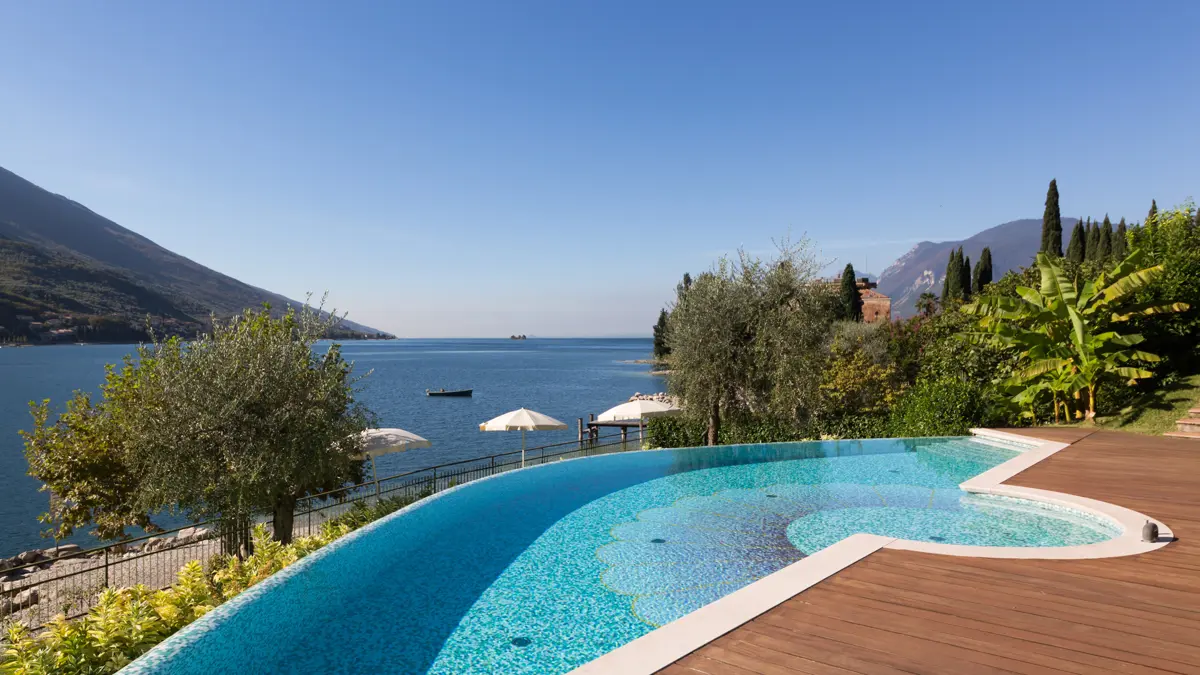Hotel Maximilian, Malcesine, Pool with View of Lake Garda