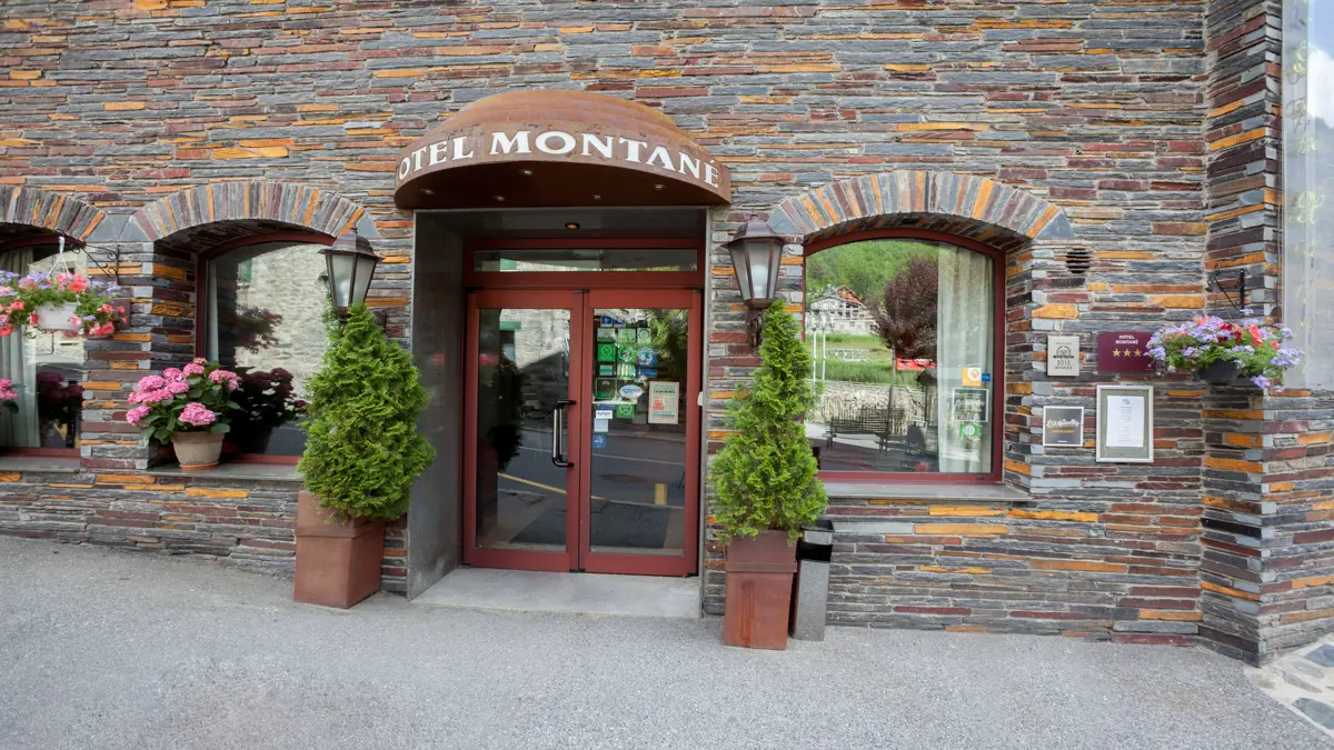 Hotel Montane Arinsal Entrance