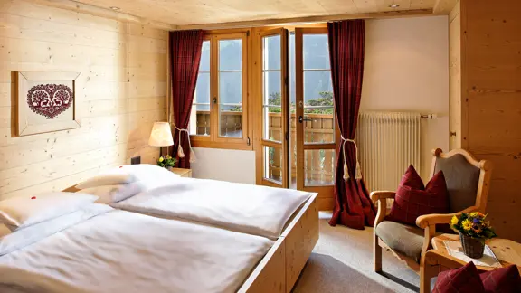 Standard south facing bedroom