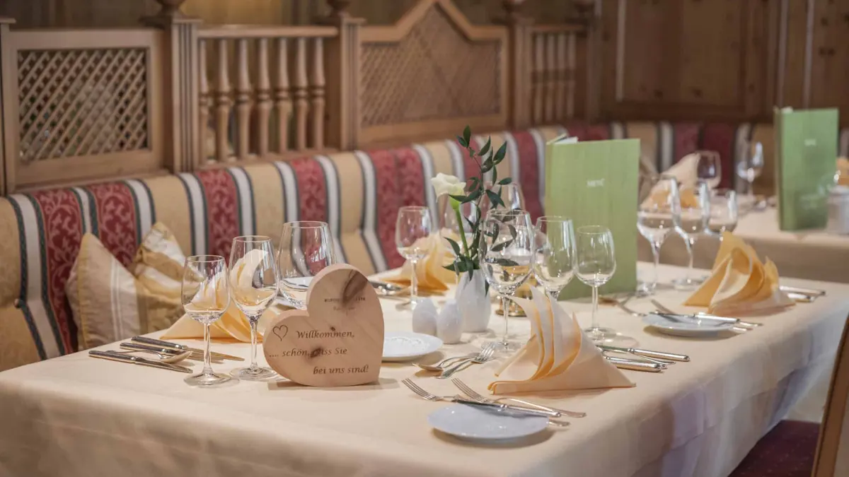 Hotel Schonruh Seefeld Dining Room