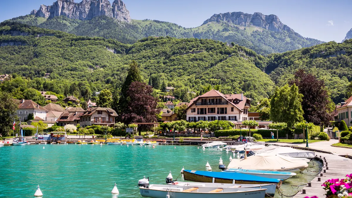 Hotel Le Cottage Lake Annecy Lakeside Location