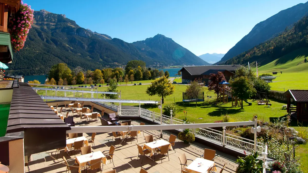 Hotel Das Pfandler Pertisau Terrace