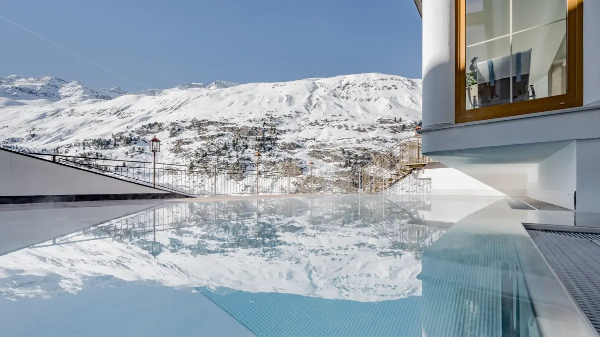 Hotel Bellevue Obergurgl Pool And Spa 10