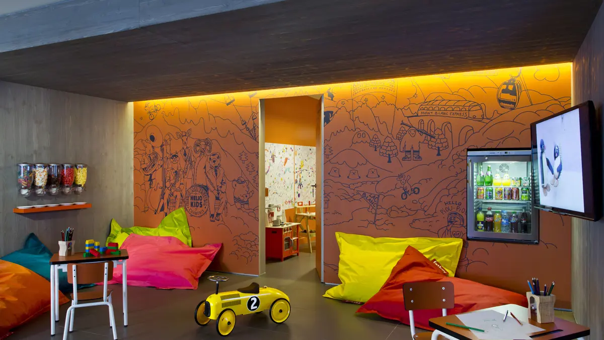 Hotel Heliopic Chamonix Plaroom