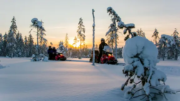 Snowmobile Safari Sunset Yllas Excursion