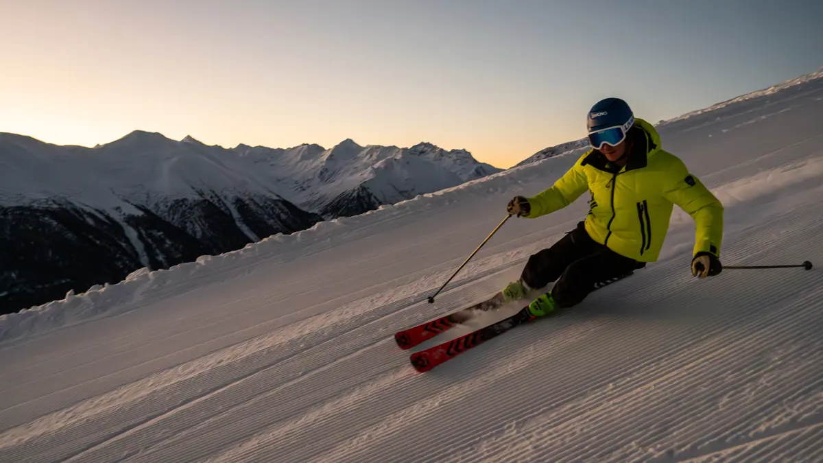 Sunset Skiing in © Migliorato