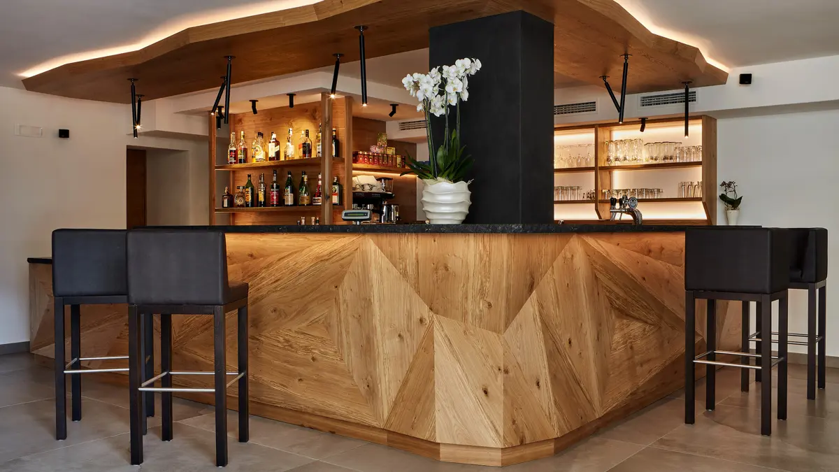 Inghams Italy Dolomites Colfosco Hotel Mezdi Bar