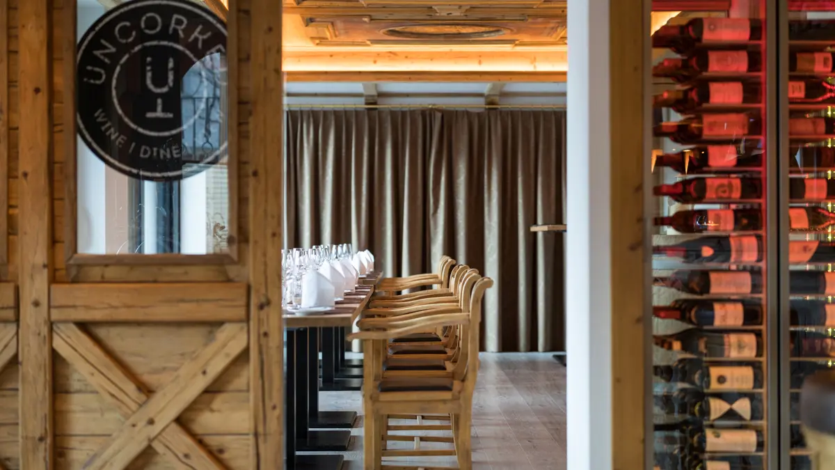 Hotel Schonegg Zermatt Bar Area