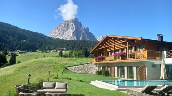 Inghams Italy Dolomites Selva Hotel Rodella External