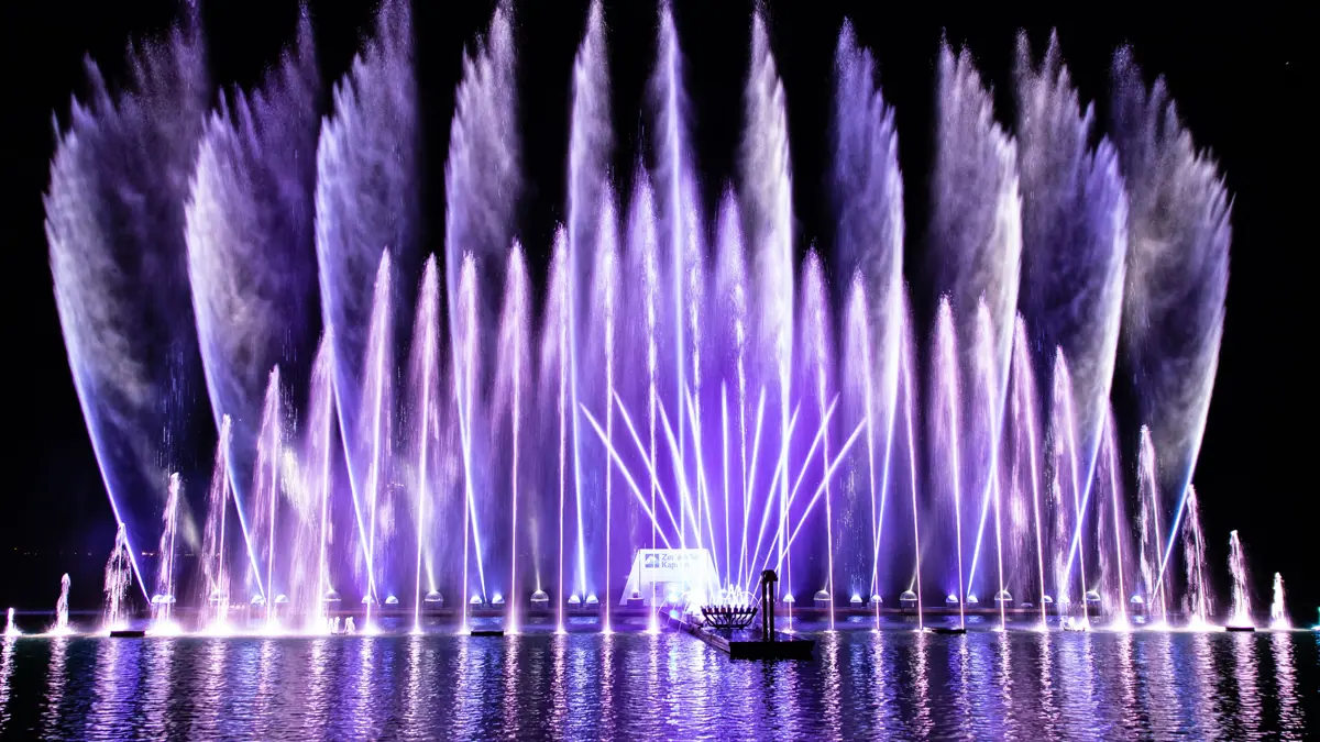Fountain Light Show