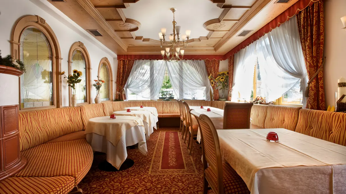 Inghams Italy Dolomites Arabba Hotel Garni Serena Lounge