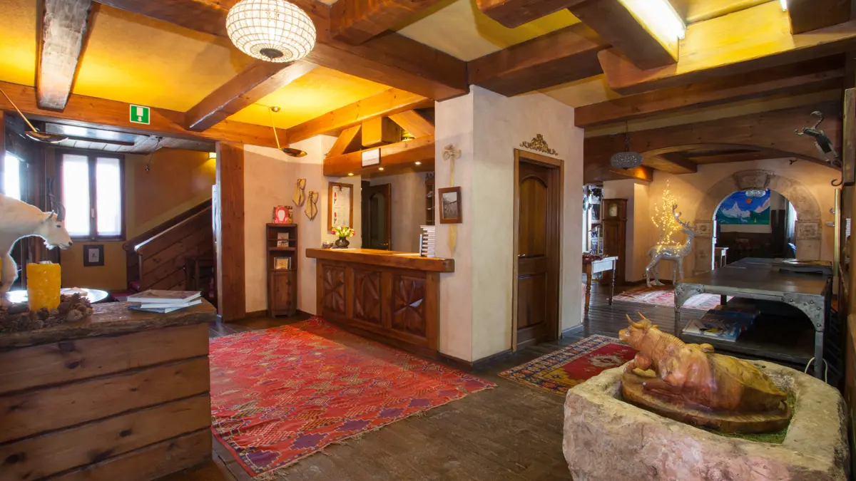 Inghams Italy Aosta Vally Cervinia Hotel Punta Maquignaz Reception.Jpg