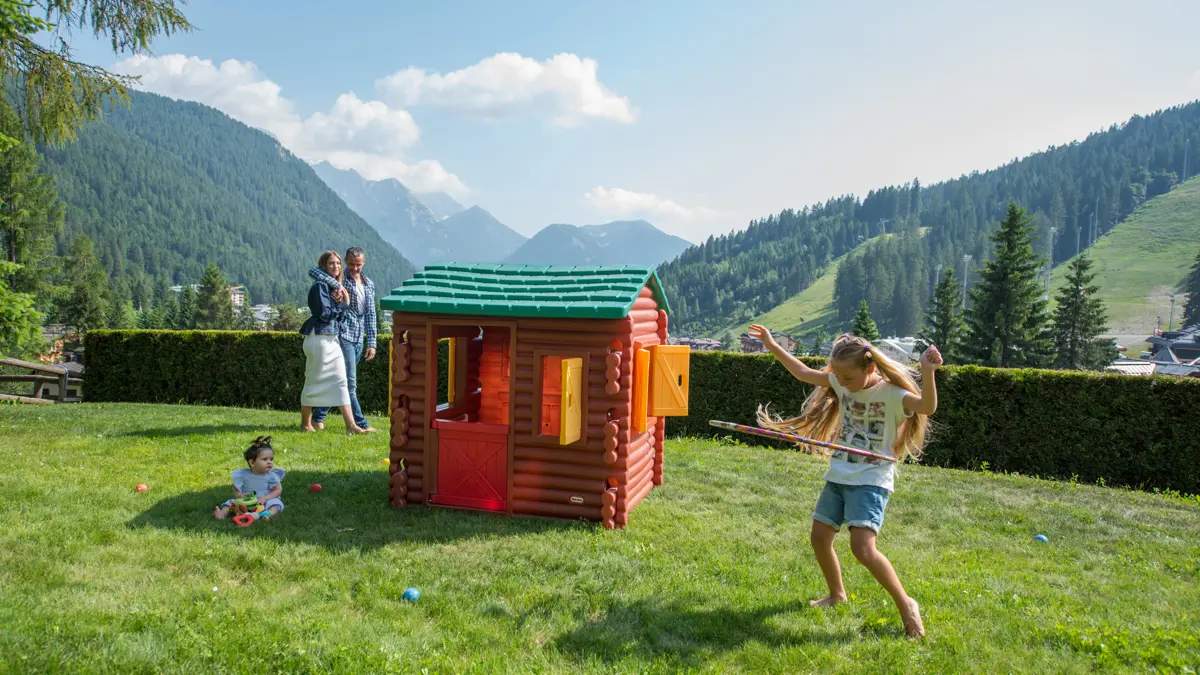 Hotel Cristal Palace, Madonna di Campiglio, Garden