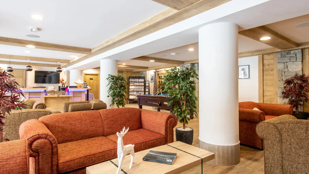 Residence Boutique Lodge Des Neiges Tignes lounge and reception area