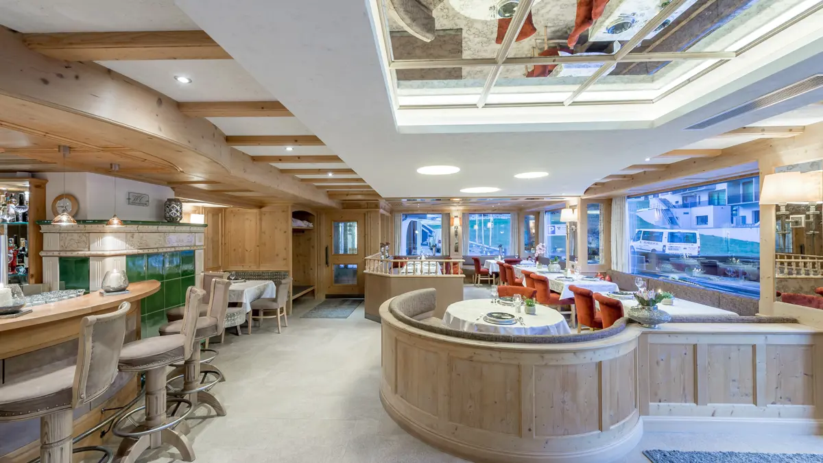 Hotel Wiesental Obergurgl Dining Room 3