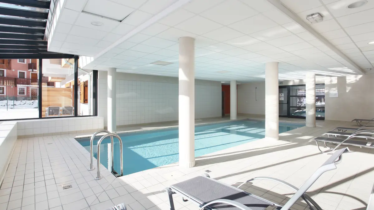 Résidence Aquisana Apartments Serre Chevalier Pool