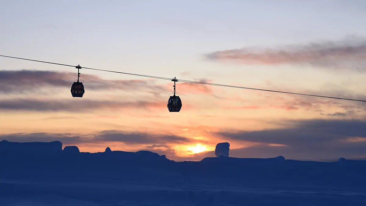 Levi Finland Levi Ski Resort Levi Gondola 2000 Sunset(C) Levi Ski Resort