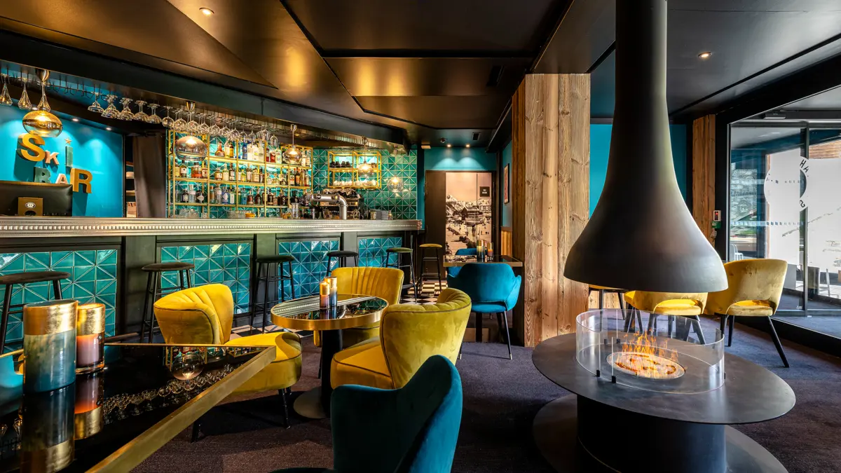 Hotel Fahrenheit Seven Courchevel Bar