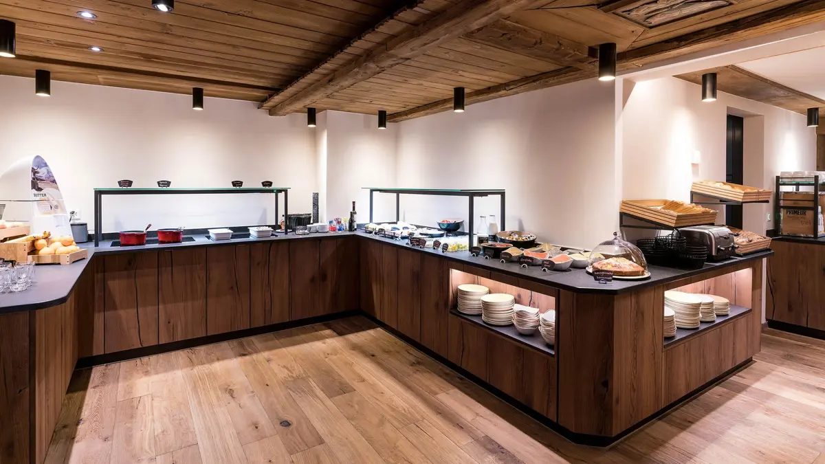 Hotel Butterfly Zermatt Breakfast Buffet