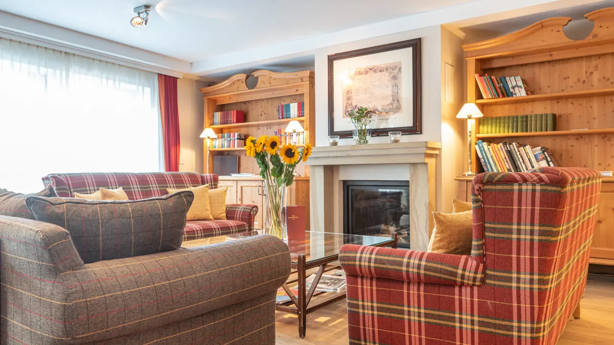 Hotel Kaiserhof Kitzbuhel Lounge (3)