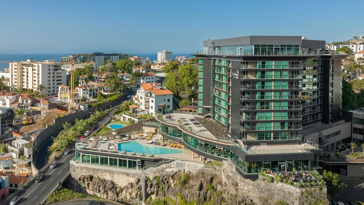 The Views Baia Funchal Exterior