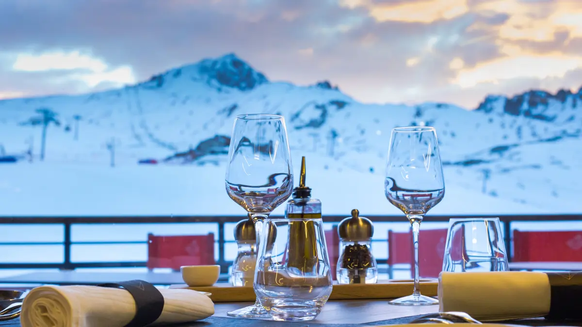 Hotel Daria I Nor Alpedhuez Terrace.Jpghotel Daria I Nor Alpe D'huez Restaurant