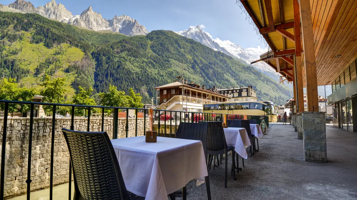 Hotel Alpina Chamonix Outdoor Terrace