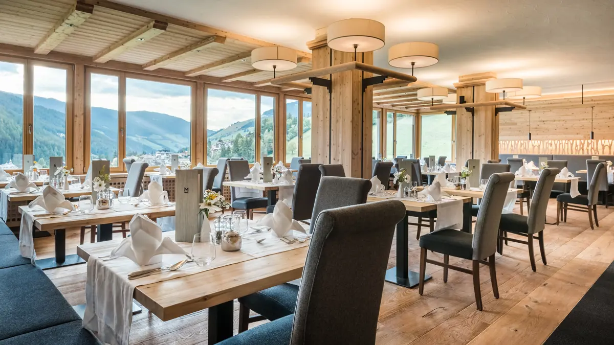 Inghams Italy Dolomites Hotel Mareo Restaurant