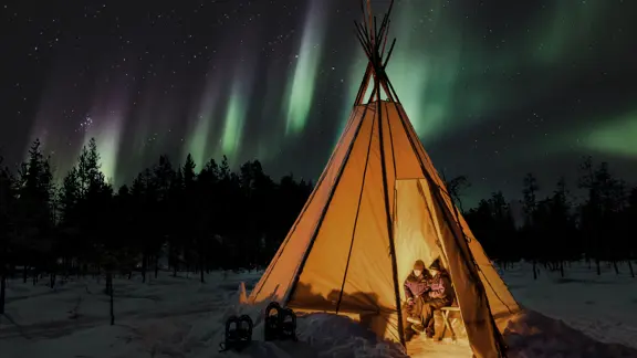 Finnish Kota Northern Lights Yllas