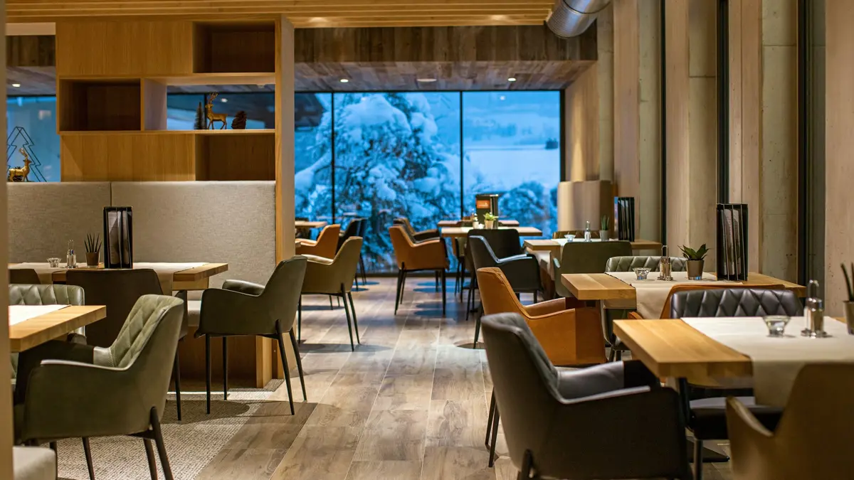 Hotel Der Waldhof Zell Am See Dining Room 3