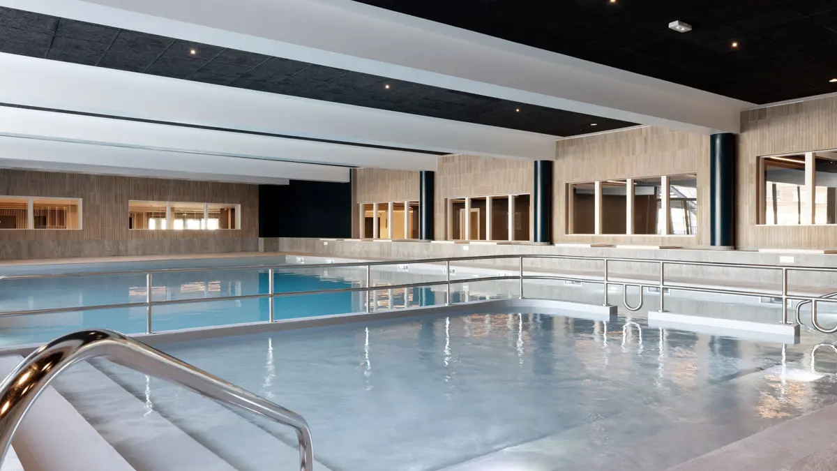 L'eclose Apart Hotel Alpe D'huez Pool